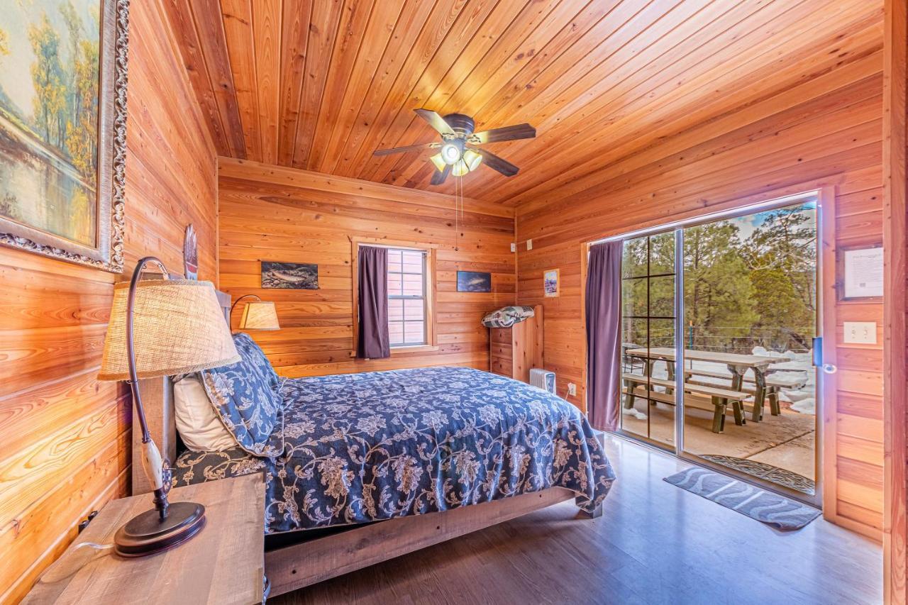 Cabin #4 The Wolves Den - Pet Friendly- Sleeps 6 - Playground & Game Room Payson Exterior foto